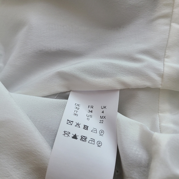 Hugo Boss womens jacket - Picture 2 of 8